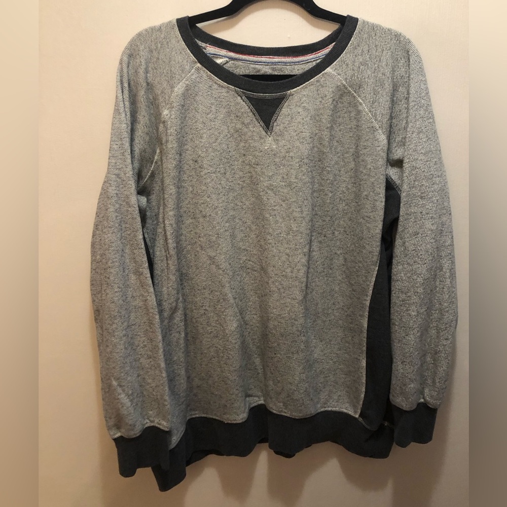 Jachs Men's Two-Tone Gray Crewneck Sweater